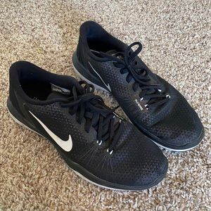FLASH SALE! ❤️ Nike Running Shoes